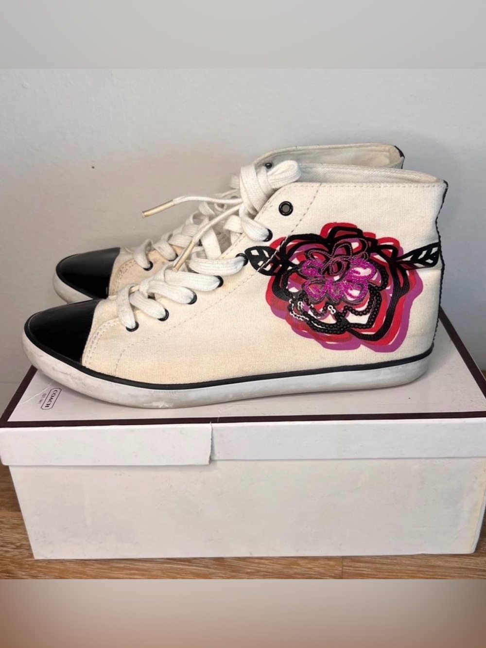 Coach‎ Elecktra White Graphic Flat Toe Cap Canvas Fashion sneakers 7